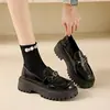 Zapatos casuales de cuero negro estilo británico, modernos y versátiles, combinan bien con faldas, zapatos de mujer con hebillas metálicas, mocasines casuales de suela gruesa para aumentar la altura