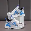 Primavera de 2026 Novos Tênis Esportivos Infantis Cor Sólida Sapatilhas Brancas Confortáveis Tênis Casuais Meninos Meninas Sapatos Únicos Tênis de Corrida