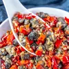 Carne de Caracol con Chile Picante, un Delicioso Acompañamiento con Sabor Fresco y Sabroso, Carne de Caracol Mezclada con Arroz Picante y Salsa de Chile Lista para Comer, Venta al Por Mayor y Dropshipping