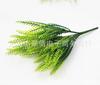 Decoración de pared con rosas verdes cubiertas de pegamento y césped, hojas falsas, plantas verdes, plantas de simulación, pared de plantas a juego, guía de boda con paisaje de helechos