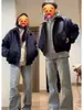 Atacado do Fabricante Jaqueta de Voo Azul Marinho para Homens e Mulheres, Marca de Moda Americana Primavera e Outono Jaqueta de Casal, Jaqueta de Baseball com Gola Dobrável para Trabalho