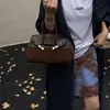 Bolsa Tote Elegante e Moderna com Recortes para Mulheres 2025 Outono Nova Cor Contrastante Versátil Grande Capacidade Ombro Único Transversal Bolsa Grande