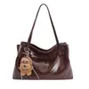 Bolsas Transfronterizas Bolsa Tote Gran Capacidad para Mujer de Viaje Bolso de Cuero Suave Retro de Gama Alta Bolso de Hombro Único para Otoño e Invierno