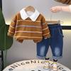 Conjunto de manga larga para niños de primavera y otoño de 2025, suéter y camisa, conjunto de tres piezas, ropa para niños de 1 a 5 años.
