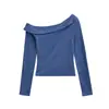 2590-Camiseta Fashion Sexy de Manga Longa Off-Shoulder Estilo Puro Desejo para Mulheres 2025 Novo Estilo Europeu e Americano Sexy Slim