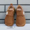 Zapatos de piel para niños, estilo casual deportivo, punta redonda, suela blanda, zapatos de punta ancha, nuevo modelo primavera y otoño 2025, zapatos para niños y niñas, dopamina