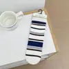 Moda Estilo Sal~ Calcetines Versátiles de Longitud Media con Rayas Simples para Mujer, Estilo Coreano de Moda, Estilo Universitario, Calcetines de Algodón Holgados para Primavera y Verano