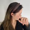 Diadema irregular de cuero con parte superior de calavera alta para mujer, novedad de otoño e invierno de 2023, horquilla de presión de borde ancho retro, accesorios para el cabello