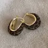 Pendientes Retro de Otoño e Invierno Color Café con Estampado de Leopardo Geométrico Flocado, Lujo Accesible y Pendientes de Gama Alta, Pendientes de Moda y con Estilo