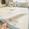 Capa Superior Clase A 100% Polietileno PE Hielo Frijol Enfriamiento Jacquard de Alto Grado Sandwich Compuesto Alfombrilla Suave de Enfriamiento Ropa de Cama