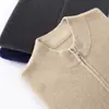 Suéter de cachemira suave y cómodo para hombre, con cuello redondo, diseño básico y adecuado para un estilo business casual.