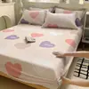 Sábana Bajera Ajustada de Algodón Cepillado Engrosado, Universal para Todas las Estaciones, Estampada, Completamente Cerrada, Resistente a la Suciedad, Cubre Cama Antideslizante de Algodón, Funda Protectora, Juego de Tres Piezas