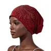 Sombrero de moda transpirable para mujer de primavera y verano con adornos de diamantes de imitación, gorro blanco para cubrir el cabello, sombrero base plisado casual