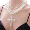Europa y Estados Unidos venta transfronteriza collar de perlas estilo oscuro personalidad dulce fresco cadena para clavícula colgante cruzado nicho todo-partido