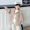 Camisa Jacket de Otoño para Niños 2026, Top Elegante con Estampado de Letras para Niños, Camisa Holgada Fresca y Guapa para Niños Pequeños