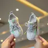 Zapatos de Coco para Bebé 2026 Nuevos Zapatos de Malla Transpirable para Primavera y Otoño Suela Suave Antideslizantes Zapatos Ligeros para Caminar para Bebé