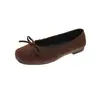 Zapatos planos retro tipo mocasín estilo coreano para mujer, nuevo modelo primavera y otoño 2026, elegantes zapatos Mary Jane poco profundos de punta cuadrada