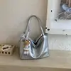 Bolsa de Axila Casual de Grande Capacidade para Mulheres 2026 Verão Nova Moda Bolsa de Ombro Simples Cor Sólida Bolsa Tote para o Dia a Dia