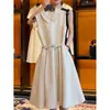 Vestido sin mangas de cuello polo estilo francés Verano 2024 Nuevo Lujo Ligero Moderno Elegante Adelgazante Vestido de línea A