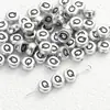 4*7mm Base de Plata Antigua Letra Negra Cuentas de Letra Acrílicas Cuentas Sueltas Accesorios para Joyería DIY Accesorios para Collares Pulseras