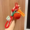 Colgante de Crochet de Lana Cosas Buenas Suceden Fruta de Peluche Caqui Melocotón Manzana Llavero Colgante para Bolso Pequeño Regalo