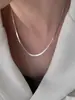 Nueva Llegada Lujo de Entrada Moderno Collar Plano de Hueso de Serpiente Unisex Estilo Frío de Corea del Sur Simple Combinable Cadena Corta para Clavícula Collar Cadena