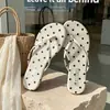Chanclas de moda con estampado de leopardo para mujer, nuevas sandalias de dedo planas antideslizantes para la playa, casuales de verano
