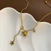 Colar de Luxo Leve de Nicho para Mulheres, Novo Modelo Popular de 2026, Corrente de Pescoço em Aço Titânio que Não Desbota, Corrente de Clavícula, Acessório de Alto Padrão para Mulheres