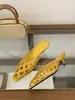 Novas Sandálias de Verão 2026, Sandálias Elegantes Vazadas Tecidas de Bico Fechado, Sapatos de Salto Baixo, Sandálias Elegantes Femininas