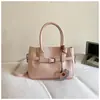 Bolso de Mano de Moda Nueva con Patrón de Lichi para Mujer, Bolso Cubo de Nicho Estilo Coreano, Bolso Versátil de Hombro y Cruzado