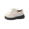 Sapatos Casuais de Couro para Meninas 2026 Outono Novo Sapatos de Princesa para Crianças para Meninas Loafers Pretos Estilosos com Solado Macio