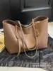 Bolsa de Grande Capacidade para Mulheres 2025 Nova Outono e Inverno Textura Bolsa de Ombro de Alta Qualidade Estudante Universitário Aula Trabalho Roupas Bolsa Tote
