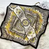 Pañuelo Cuadrado Pequeño Estilo Occidental Pañuelo de Seda Pañuelo de Seda Artificial para Mujer Chal Retro Estampado Pañuelo Protector Solar Pañuelo para la Cabeza Corbata de Moda Banda para el Cabello