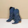 Botas Casuais Femininas de Couro com Bico e Franjas na Barra, Salto Médio, Tamanhos 40-43, Botas de Comércio Exterior, Coleção Primavera 2023