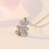 Nuevo collar de diamantes con oso para mujer, cadena de clavícula explosiva, estilo retro, combinable con todo.