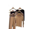 Camada base aprimorada anti-agarre, com toque de nuvem, para mulheres, líquido base ultraleve e amigo da pele, blusa de gola redonda com manga longa 0011