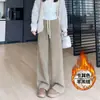 Calças femininas com forro de lã de carneiro sintética, novas calças de chenille de perna larga para outono e inverno de 2026, calças casuais retas folgadas de cintura alta