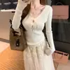 Otoño e Invierno Hermoso Top Interior Suave tipo cera con cuello bajo de encaje discreto, cintura de punto de lana