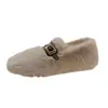 Sapatos de inverno fofos sem cadarço com uma fivela de couro quente, sapatos tipo mocassim femininos 2026, forrados com fleece, fivela de metal, estilo coreano