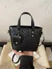 2026 popular nuevo bolso de hombro cruzado con textura de moda, bolso de mano tipo cubo vintage de gran capacidad con textura para mujer