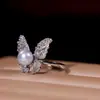 Anillo de mariposa con perla, diseño ultra brillante con microincrustaciones de circonita, dulce nicho francés, anillo elegante de lujo de alta gama