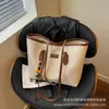 Bolso de mano estilo coreano para mujer, nuevo modelo 2026, bolso tote casual de gran capacidad, bolso de hombro y axila a la moda