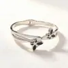 Nova Pulseira de Aço Titânio com Preço Especial para Mulheres em Formato de C Fashionável com Diamantes Resistente à Cor Alta Qualidade Joia para Melhor Amiga