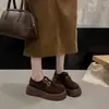 Sapatos Birkenstock totalmente fechados de sola grossa para mulheres 2026 outono novo estilo mocassins que aumentam a altura para pessoas baixas estilo retrô versátil casual sapatos de dia a dia