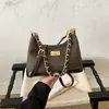 Bolsa de Ombro Transversal Transfronteiriça para Mulheres Moda Outono 2026 Nova Corrente Retrô Bolsa Quadrada Pequena Bolsa Simples de Ombro Transversal