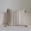 Almofada Estilo Wabi-Sabi Moderno, Decoração Suave para Pousadas e B&Bs, Almofada de Algodão e Linho, Almofada Cor Caramelo, Almofada para Quarto Modelo Estilo Meio do Século, Almofada Lombar