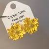 Pendientes de flores de primavera y verano para mujer, con aguja de plata S925, elegantes y femeninos, con pintura en aerosol de metal y cinco hojas.
