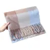 Novo cachecol xadrez de fábrica atacado para redes sociais, cachecol xale de cashmere sintético de alto nível para mulheres, importação transfronteiriça, estilo coreano ins
