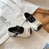 Zapatos de Cuero Pequeños Nuevos para Niñas de Primavera y Otoño Zapatos Caminadores de Suela Suave Zapatos de Princesa Zapatos Individuales para Bebé Zapatos Infantiles de Estilo Coreano Versátiles y de Moda