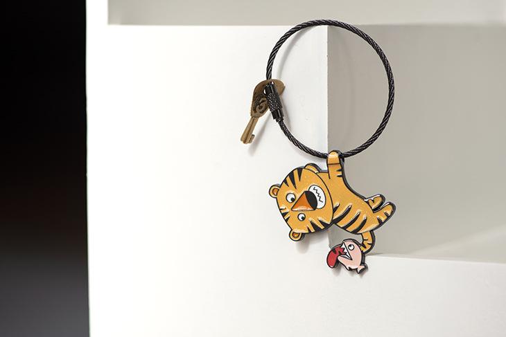 哎呦4 合金钥匙扣06.jpg